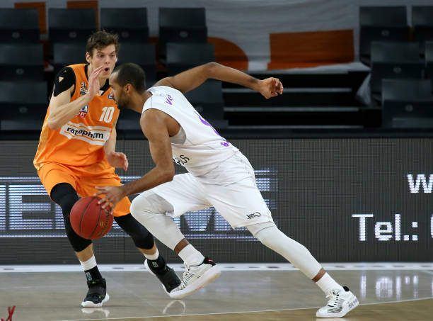 日本队来说 日本队来说