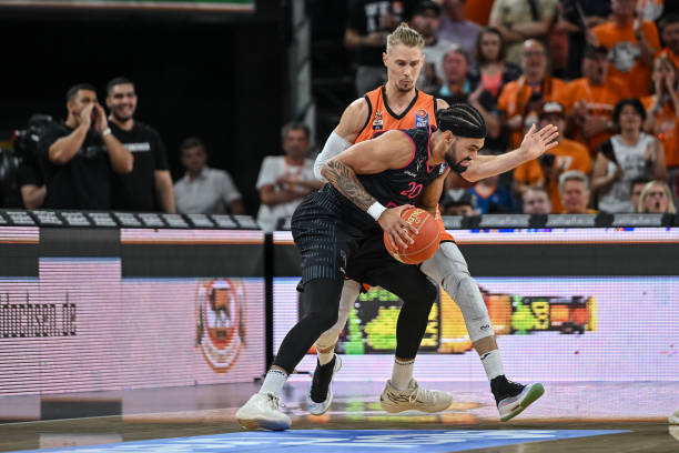 利物浦等劲 利物浦等劲